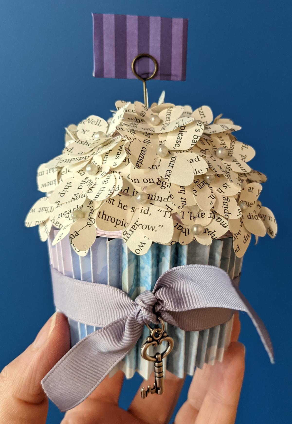 Paper flower cupcake